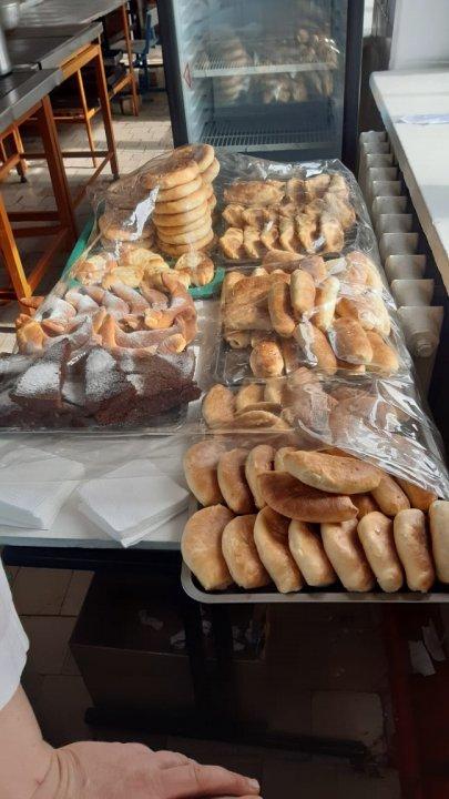 Мектеп асханасындағы тәтті тоқаш, пирожки, пицца ,самса түрлері .