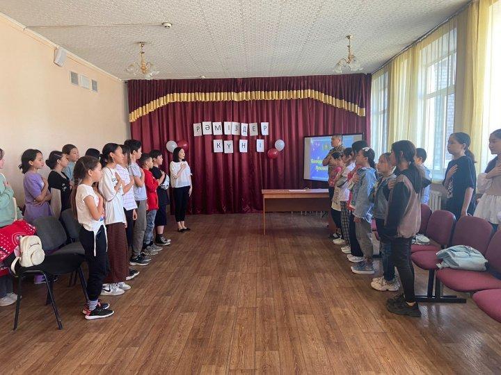 4 маусым Қазақстан Республикасының Рәміздер күніне орай мектебімізде 5-6 сыныптарға тәрбие сағаты өткізілді