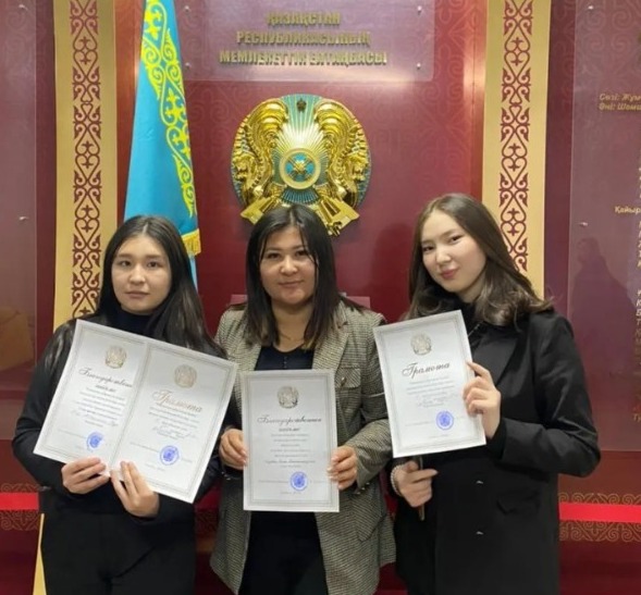 Пікірсайыс